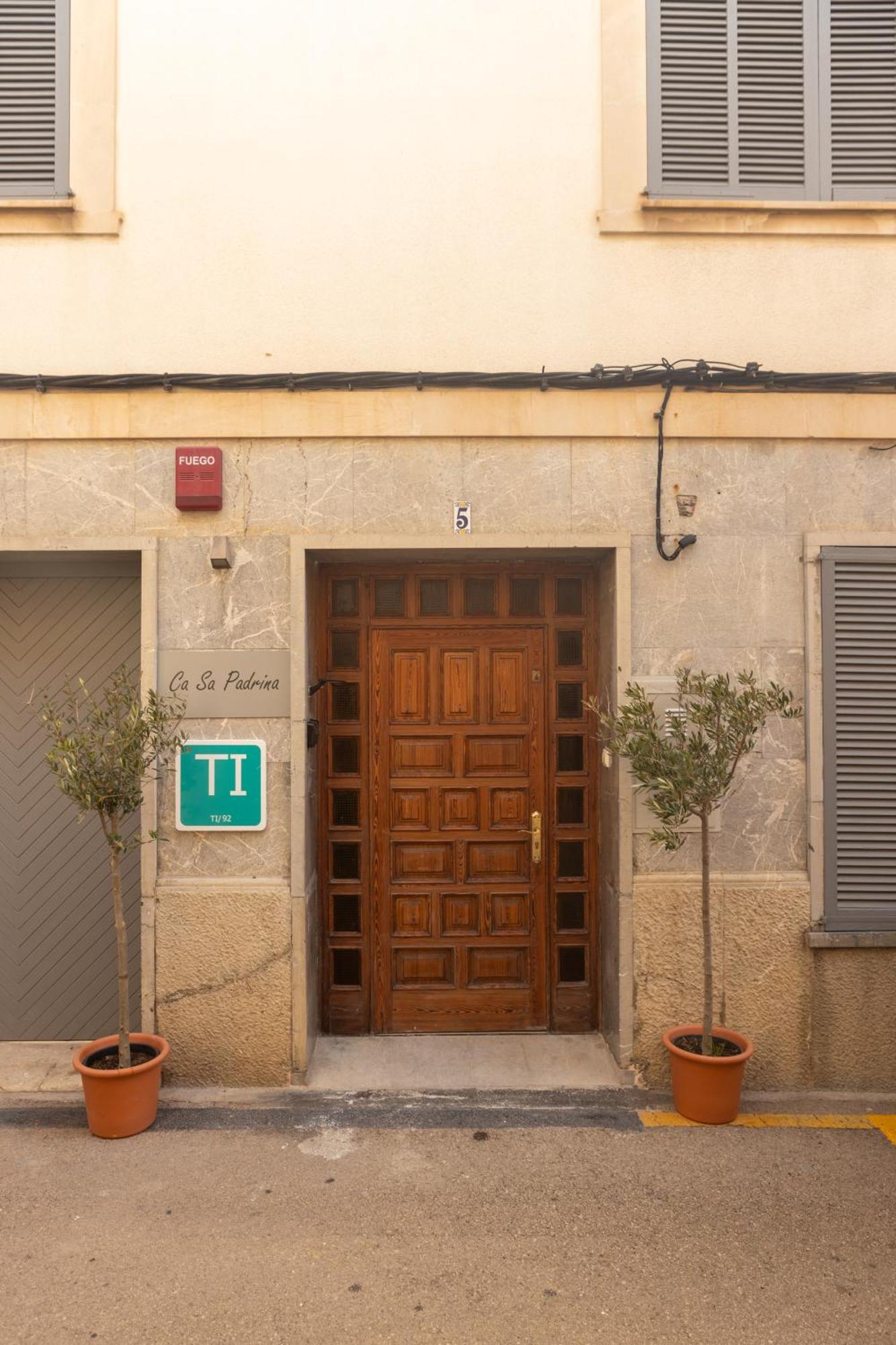 فندق Ca Sa Padrina D'Arta-Turismo De Interior المظهر الخارجي الصورة